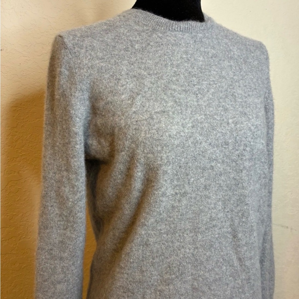 Quince Womens 100% Cashmere Crew Neck Sweater Heather Gray Luxury Medium Cozy - Picture 4 of 12